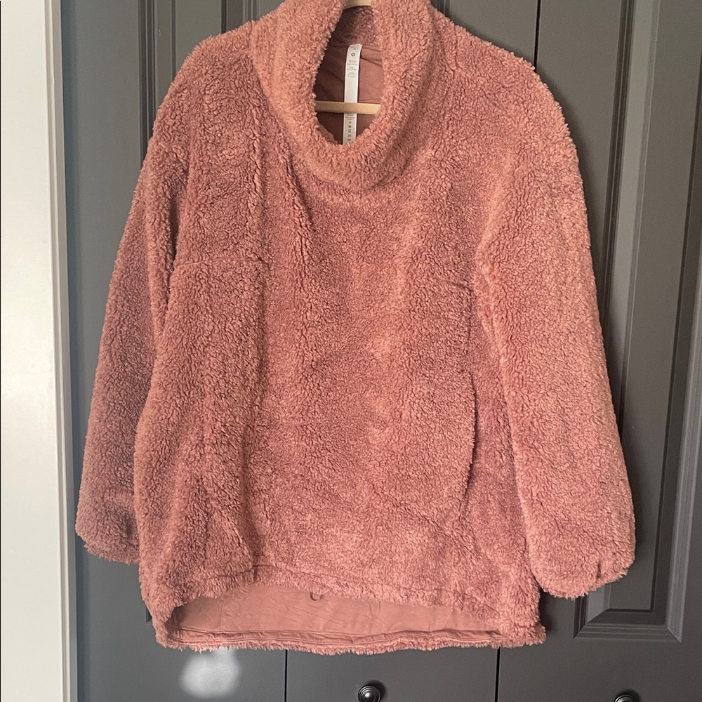 lululemon athletica Cozy Cowl Neck Sherpa Pullover - Dusty Rose
